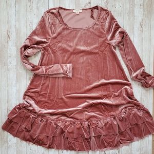 easel Dresses - Ruffle Bottom Velvet Pink Dress Long Sleeve easel Dresses - Ruffle Bottom Velvet Pink Dress Long Sleeve
